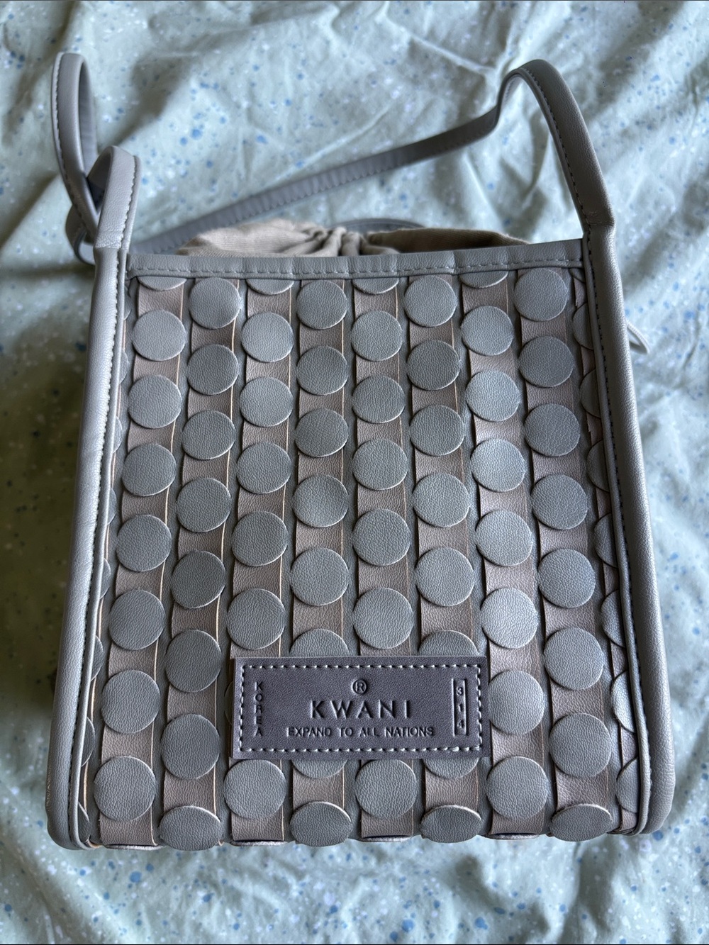 KWANI Woven Cube Drawstring Bag - Picture 2 of 5